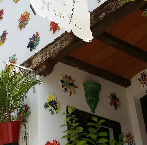 La Ninfa בית הארחה